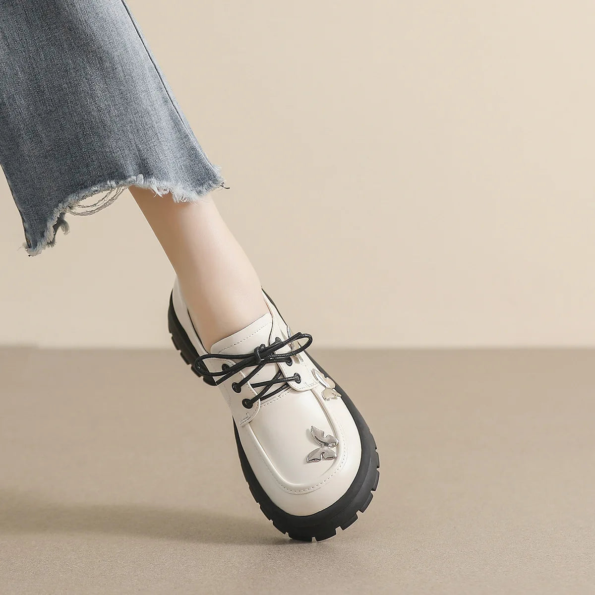 Elegant British & Korean Style Women's Light Single Leather Shoe Lace-Up Loafers with Pointed & Cute Butterfly Design for School