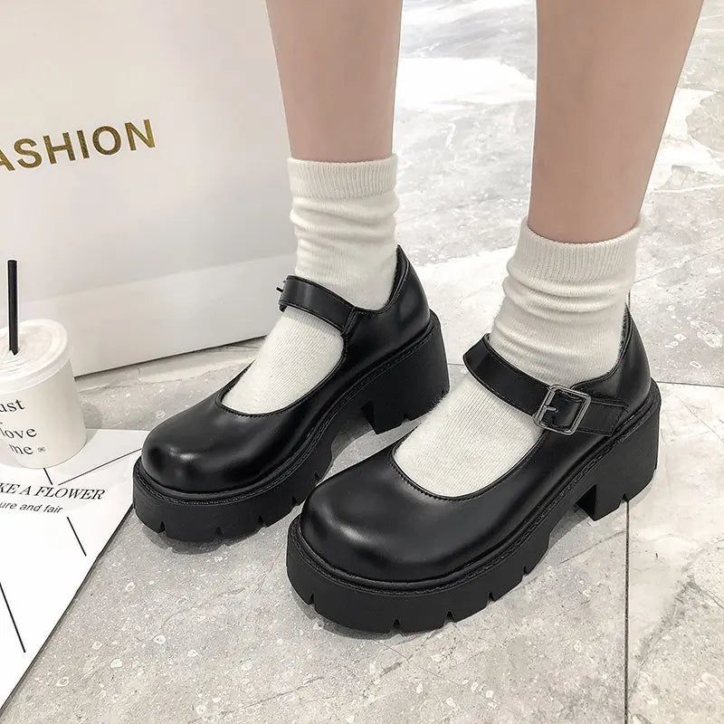 Women Vintage Shoes Casual Buckle Strap Round Toe Shoes Platform Square Heel Shoes