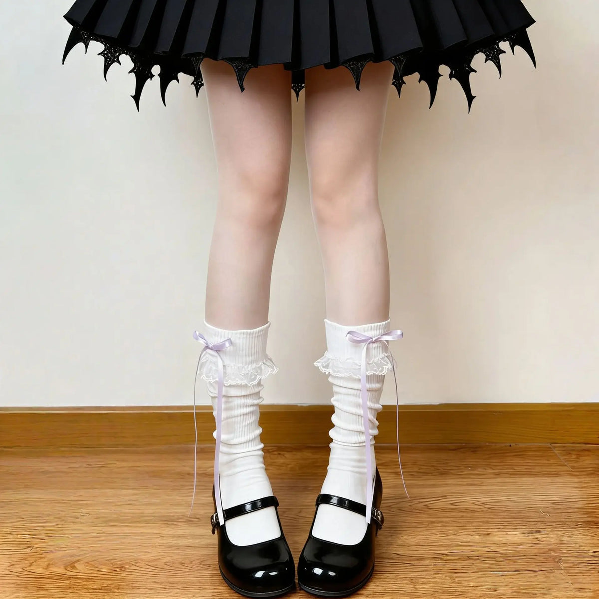 Original Japanese-style Lolita Thin Mid-Calf Knitted Polyester Tube Socks Bows Lace Design Breathable Anti-Bacterial Daily